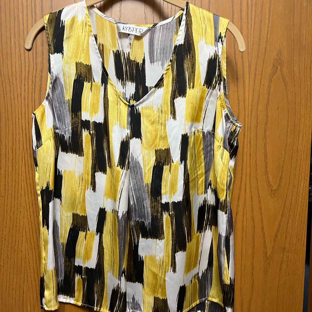 Kasper sleeveless blouse
